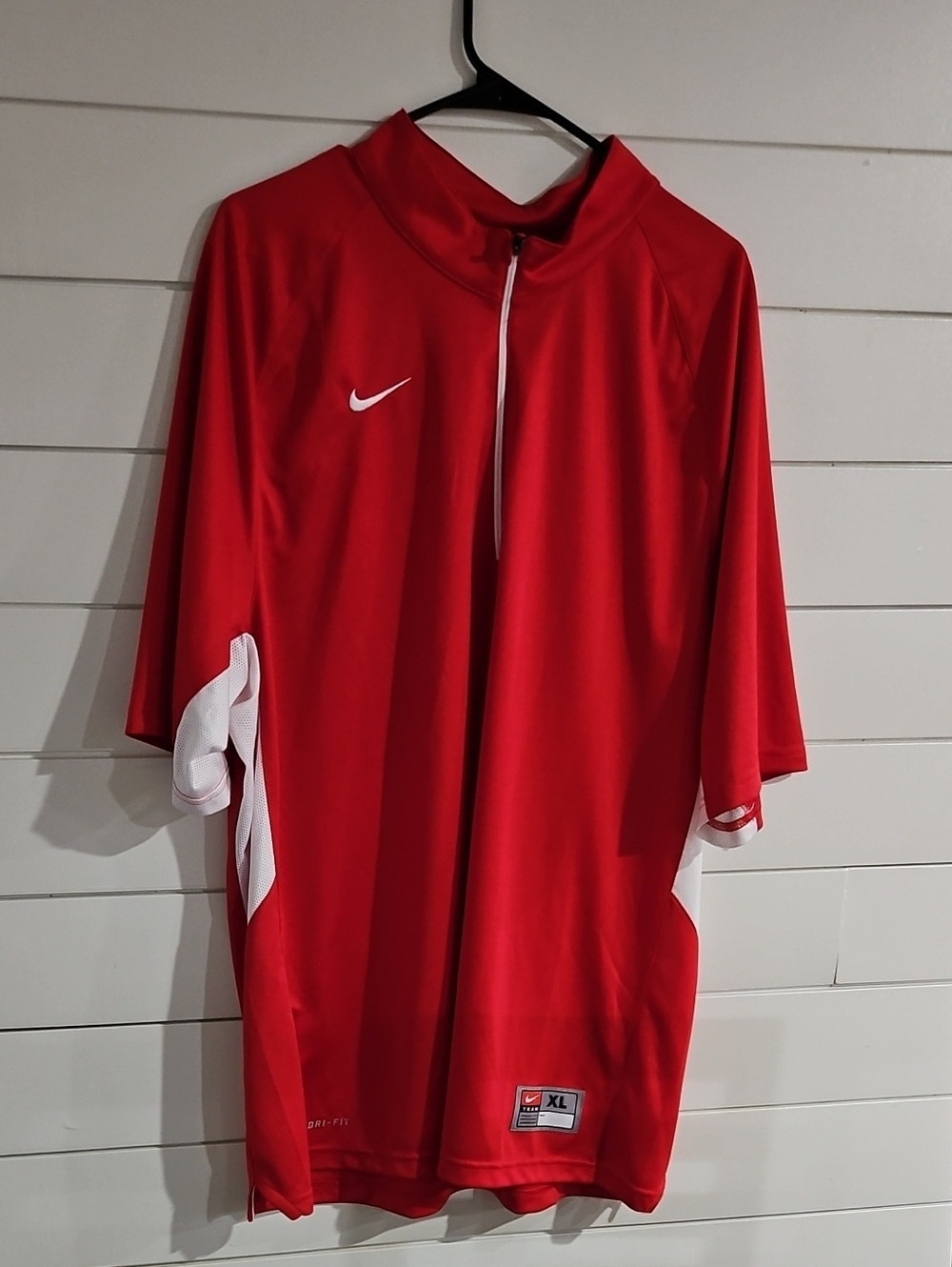 Nike Red Short-Sleeve Quarter-Zip Athletic Top with White Accents Like New Sz XL